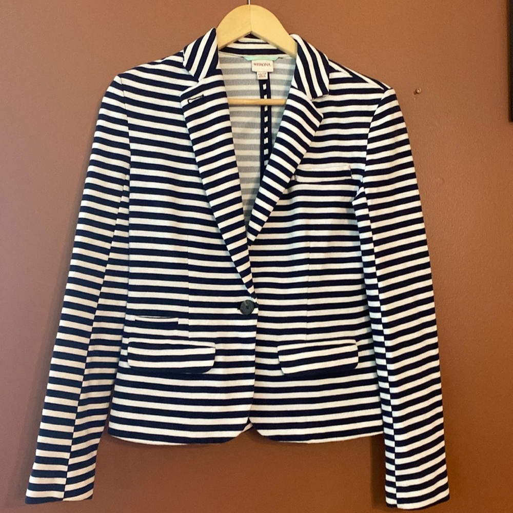 Merona ladies striped blazer in size extra small.